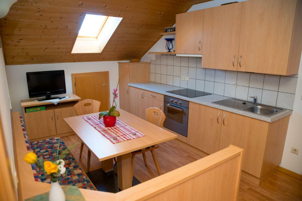 Stegerhof Apartment Monguelfo-Tesido / Welsberg-Taisten Екстериор снимка