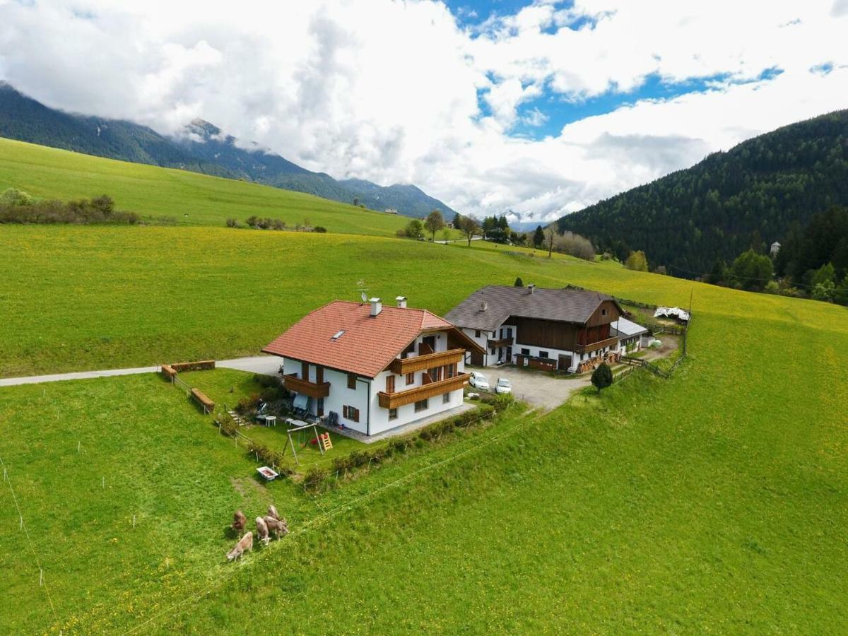 Stegerhof Apartment Monguelfo-Tesido / Welsberg-Taisten Екстериор снимка